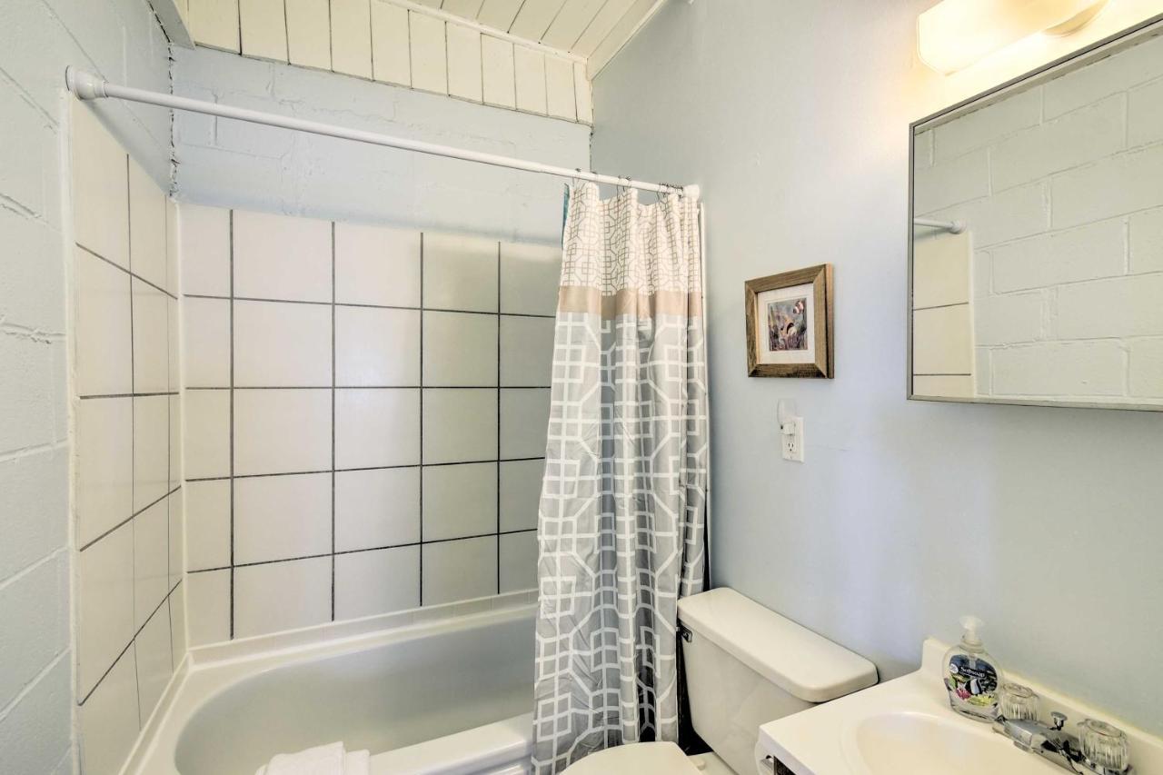 Bright Myrtle Beach Bungalow Steps To The Beach! Екстер'єр фото