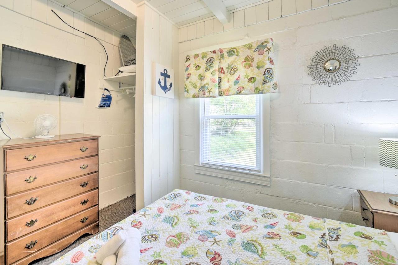 Bright Myrtle Beach Bungalow Steps To The Beach! Екстер'єр фото